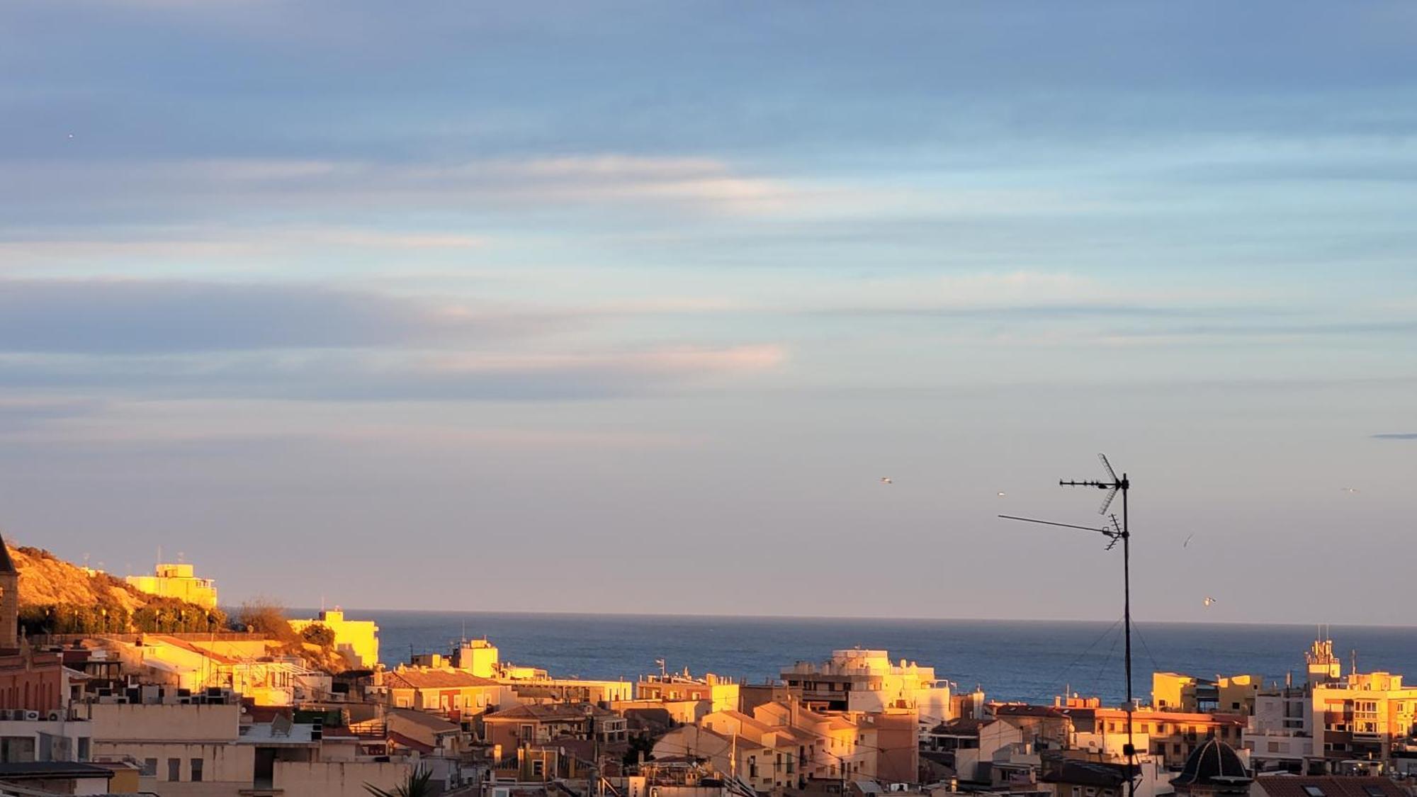 Corazon De Alicante Con Vistas Al Mar Y Al Castillo Ngoại thất bức ảnh